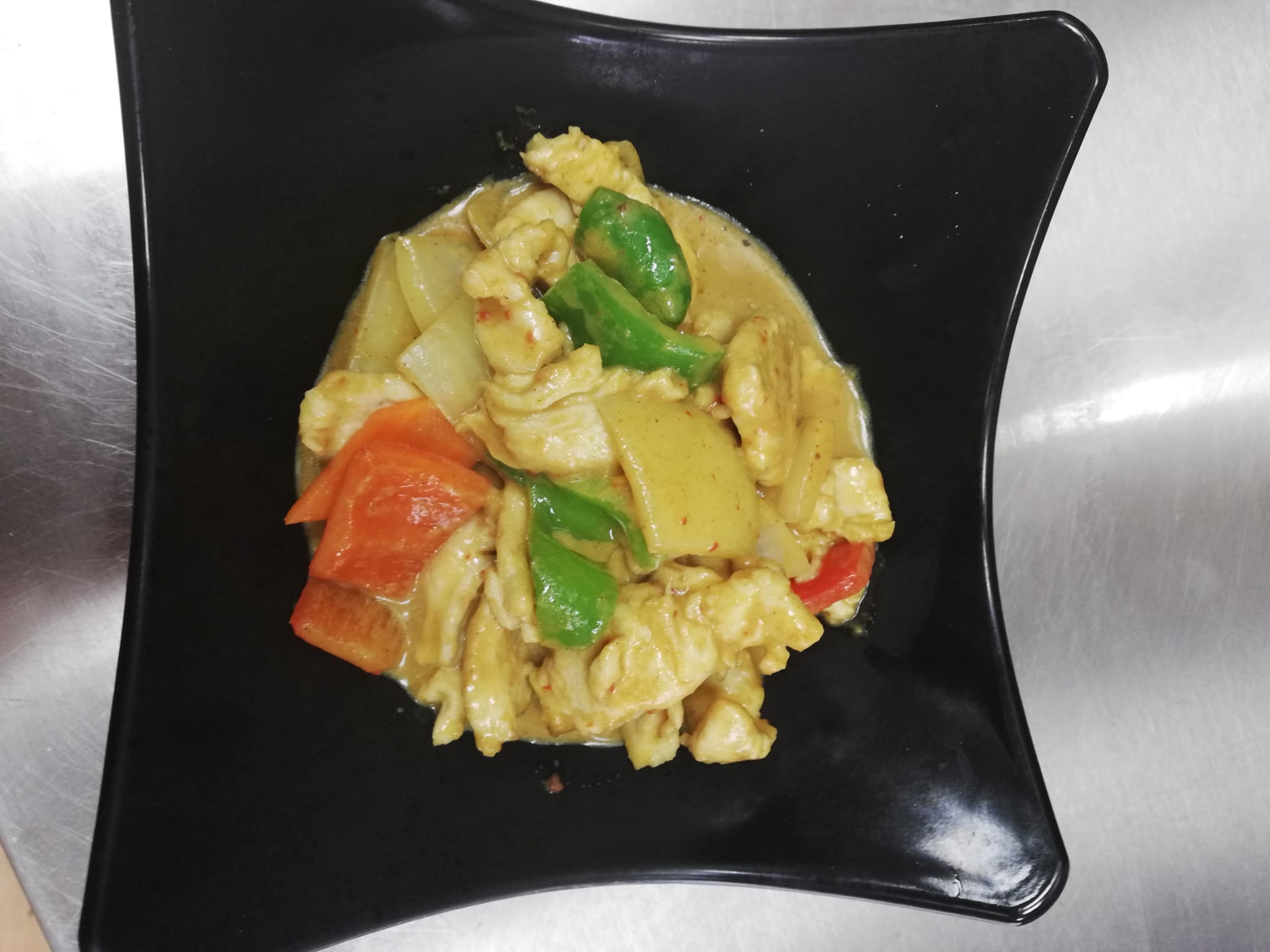 61.Pollo al curry